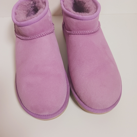 SOLD Ugg Women's Classic Ultra Mini Boots Purple Size 10 - Picture 7 of 9